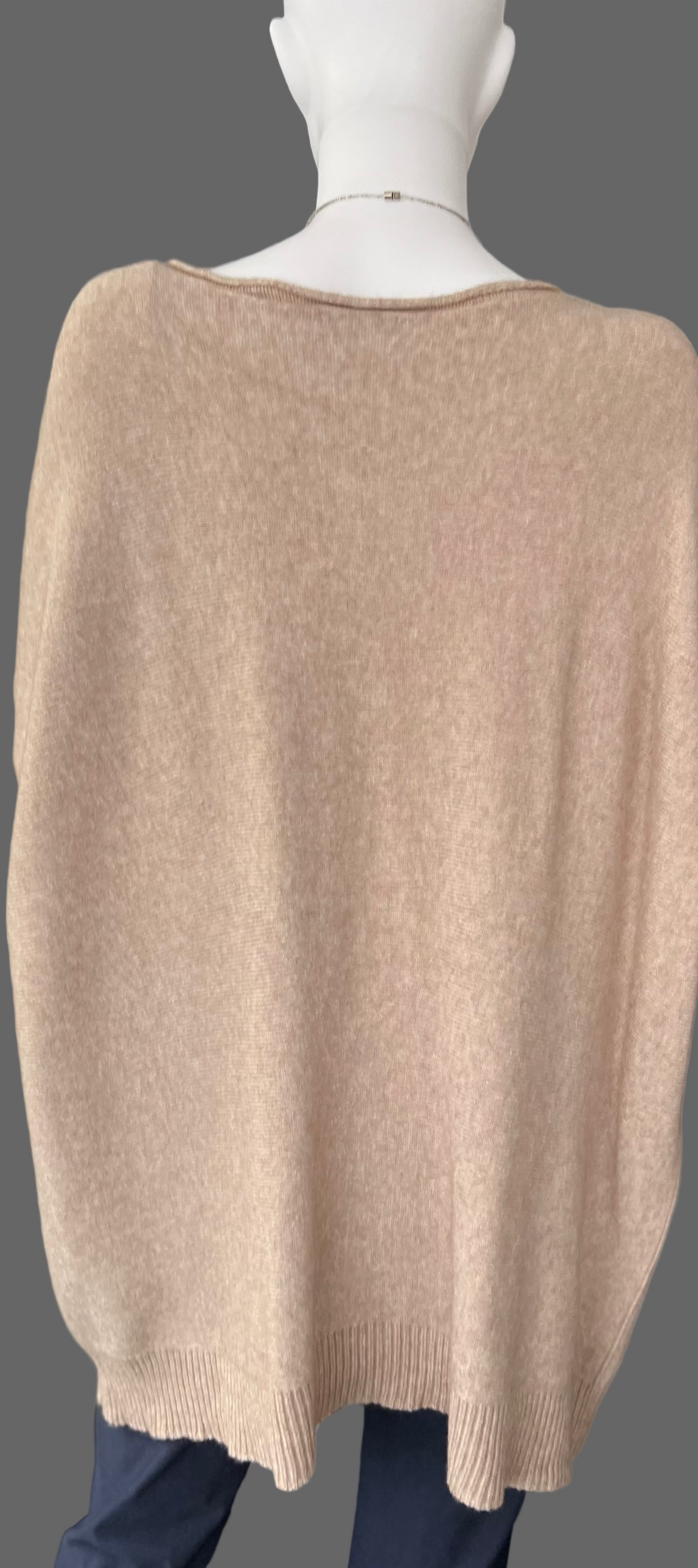 Oversized Fine Knit Jumper Relaxed Fit Beige Plus size Sweater with Pockets
