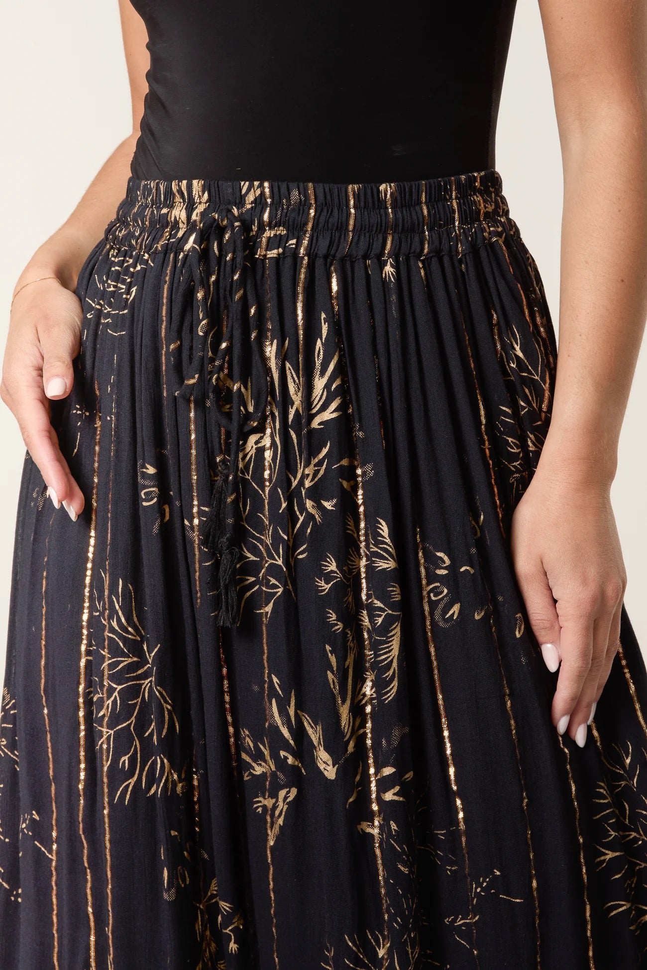 Gold foil maxi skirt - black