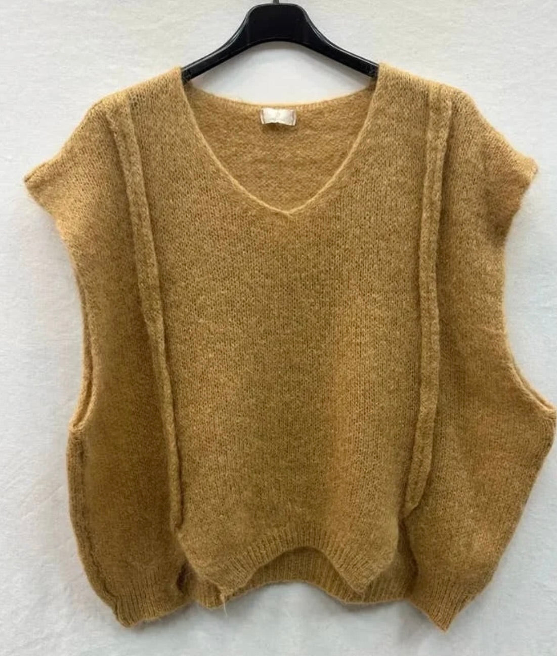 Sleeveless mohair jumper