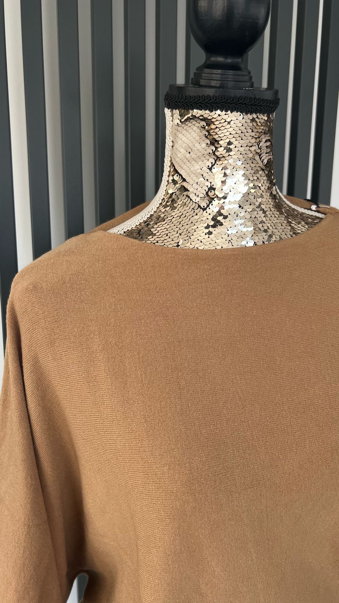 Camel  batwing sleeve jumper