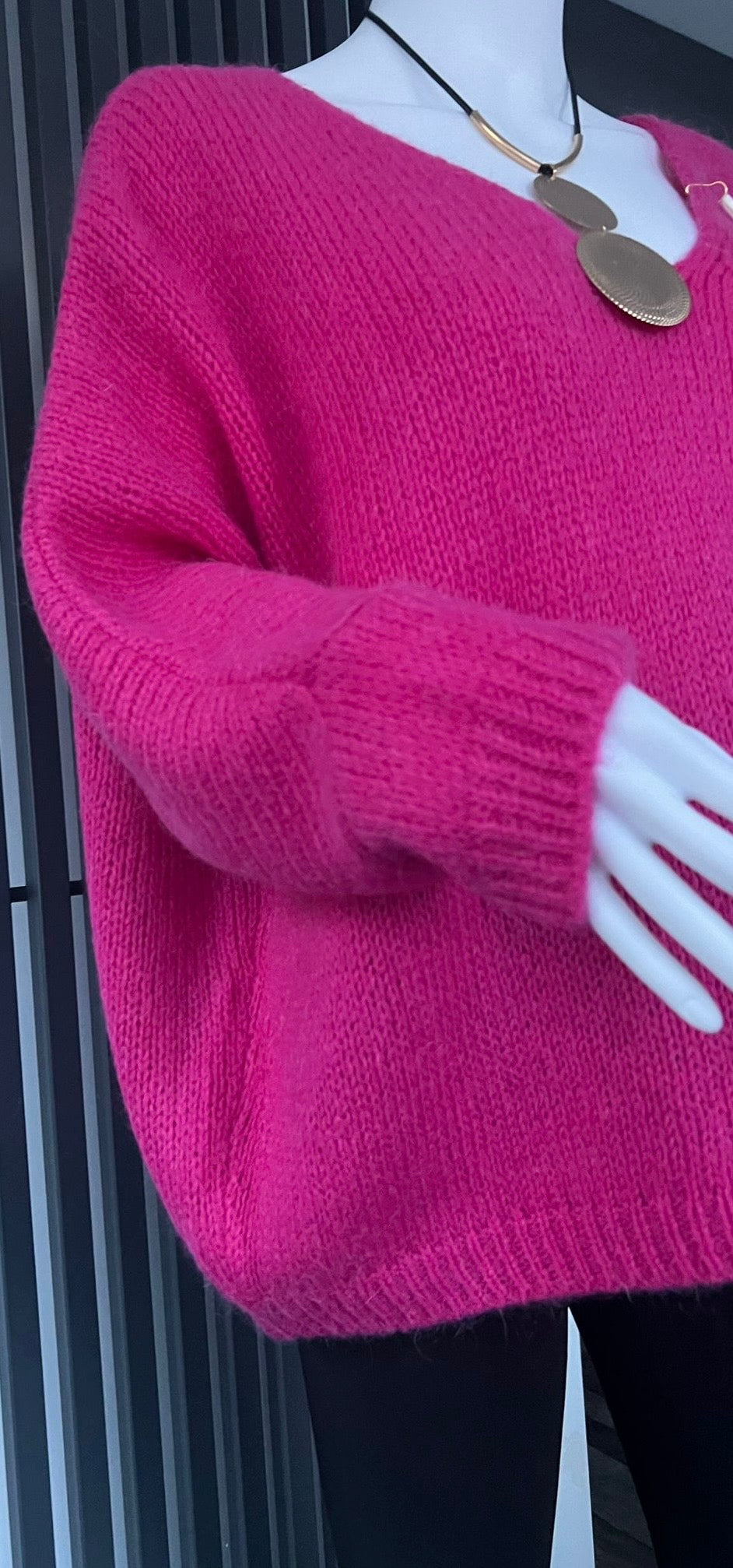 Oversized Mohair V-Neck Jumper - raspberry pink / fuchsia