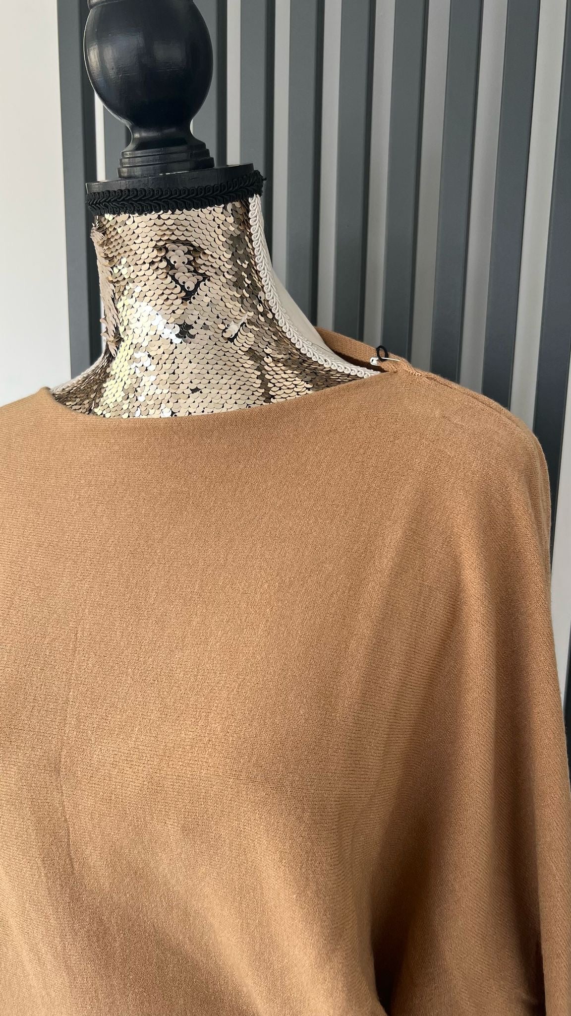 Camel  batwing sleeve jumper
