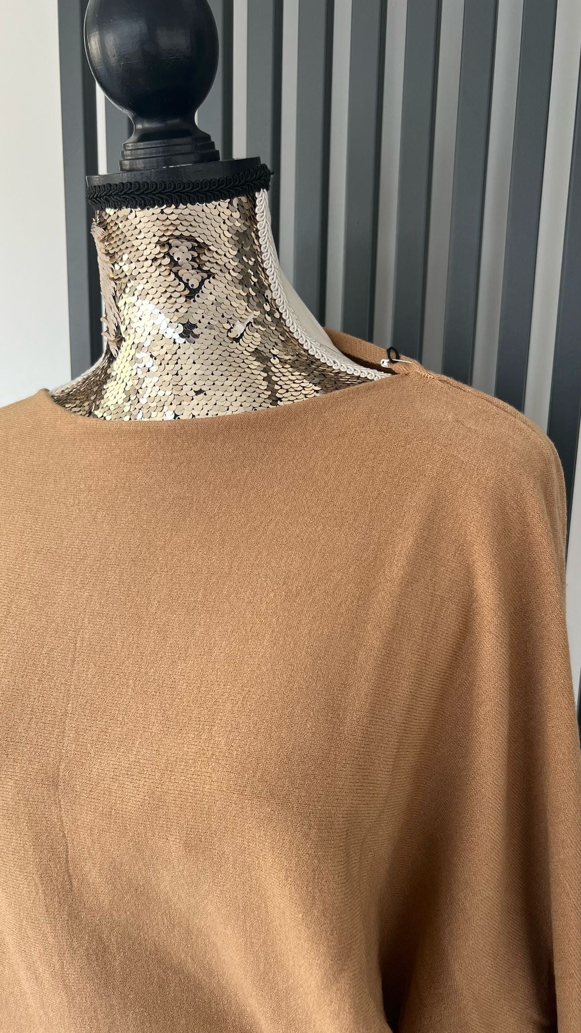 Camel  batwing sleeve jumper