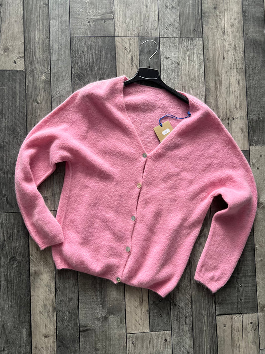 Pink v-neck alpaca cardigan with buttons