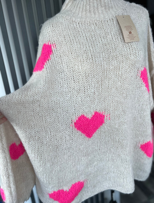 Heart print oversized knitted beige jumper