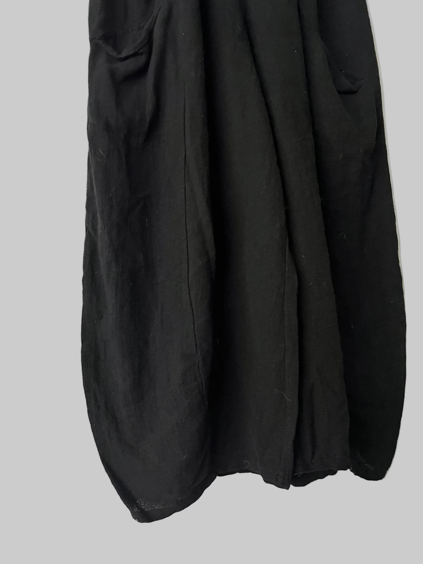 Black balloon trousers