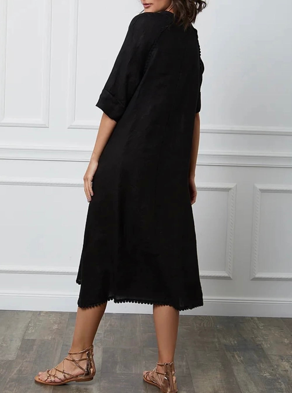 Linen maxi v-neck dress, made in Italy - black