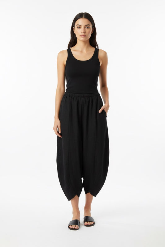 Black balloon trousers