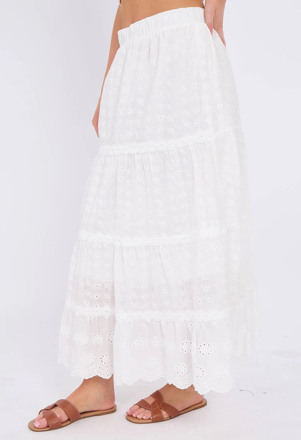 Floral embroidered white maxi skirt